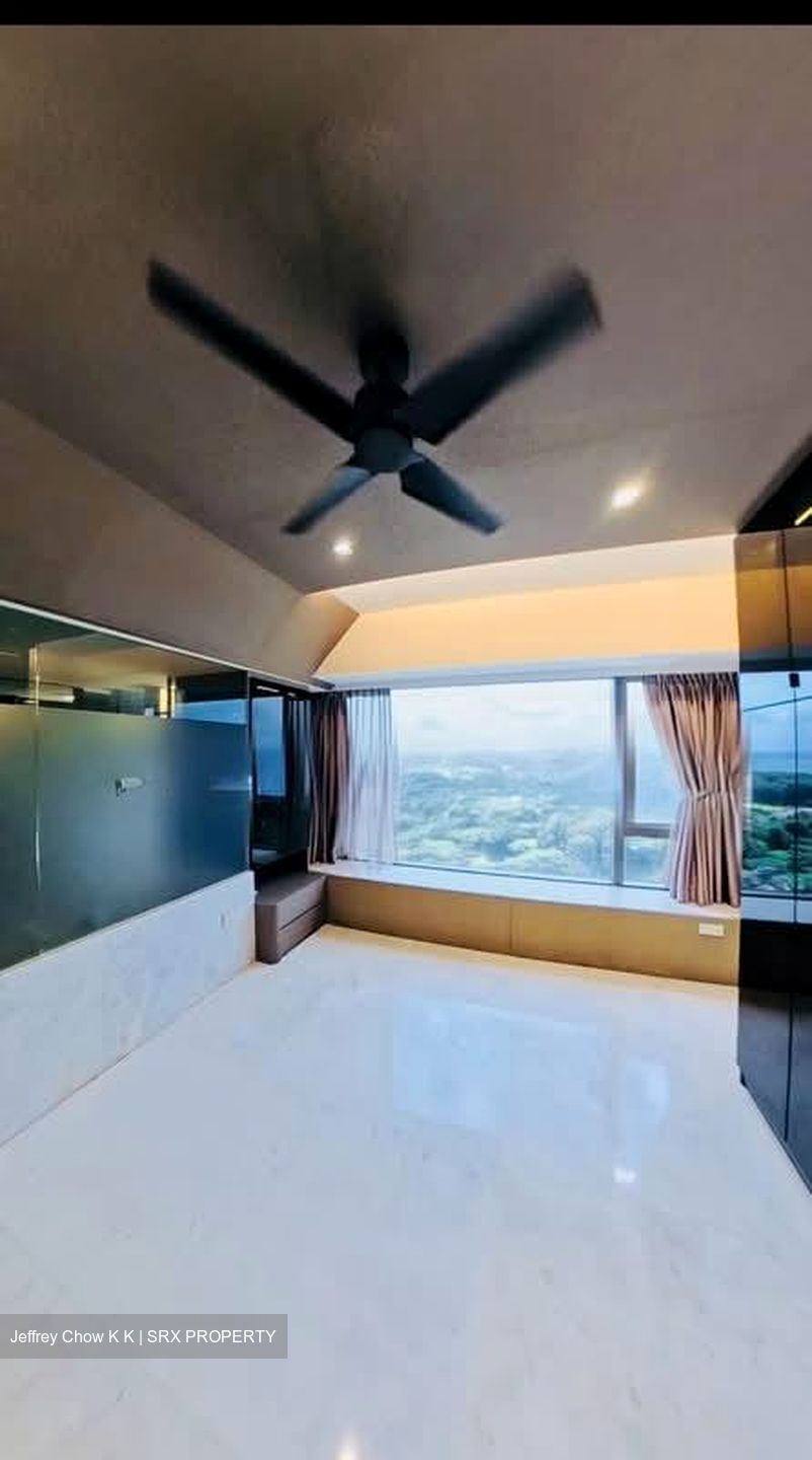 SilverSea (D15), Condominium #582004721